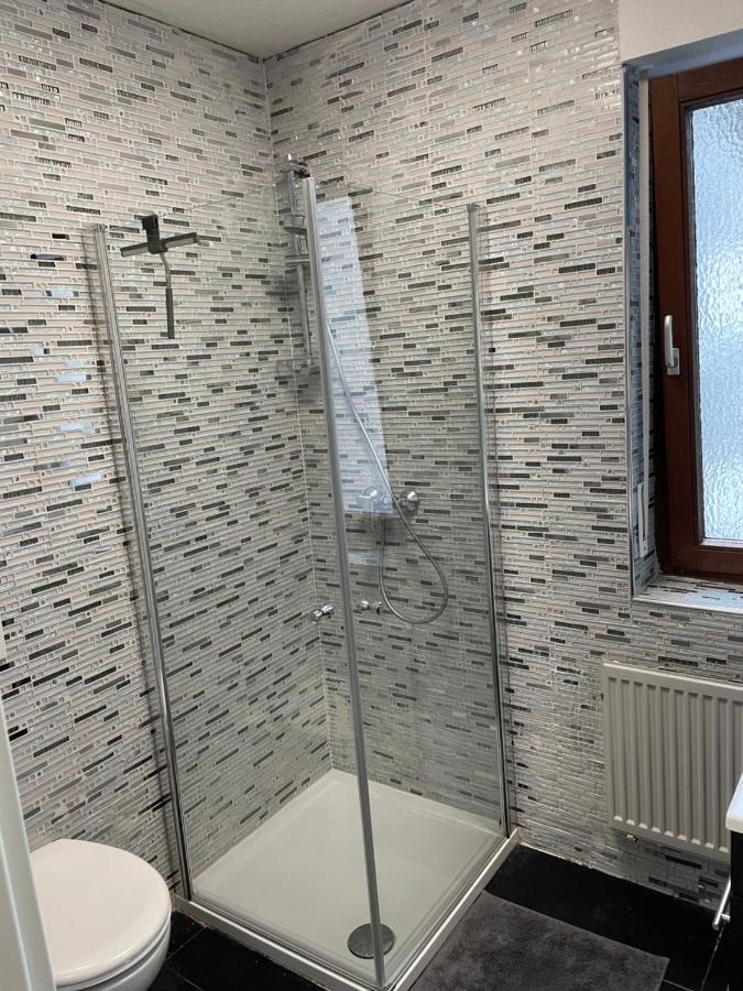 Zimmer Im Herzen Von Durlach カールスルーエ エクステリア 写真